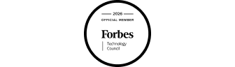 Un badge de membre du Forbes Technology Council 2025 en noir et blanc.