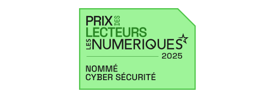 Un badge en noir et blanc pour la nomination au Prix des lecteurs Les Numériques 2025 pour la catégorie cybersécurité.